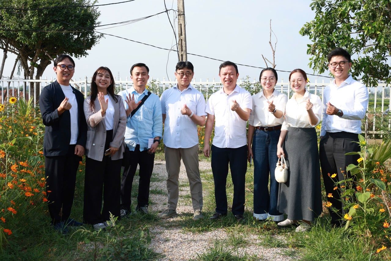 BusinessTour_6-2026_01_1.jpg